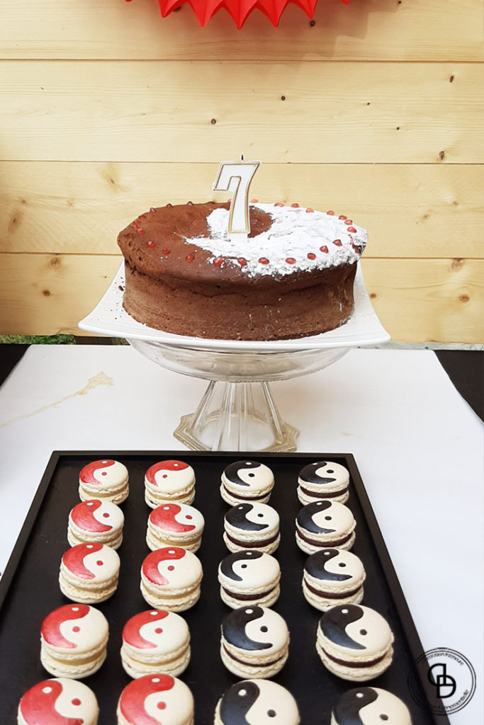 Gâteau d'anniversaire sur le thème Ninja Yin et Yang